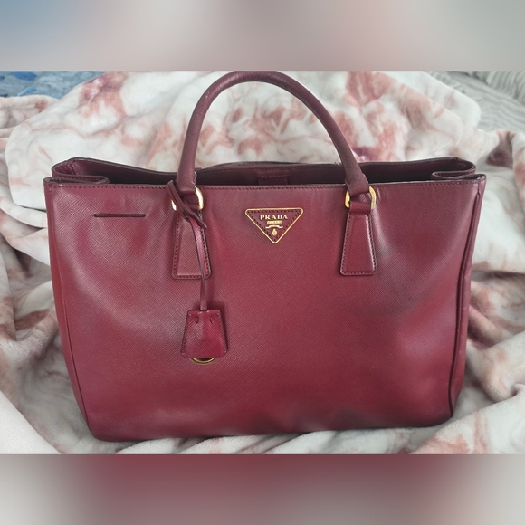 Prada Handbags - Prada GALLARIA burgandy Bag with COA